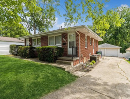 6808 Roseland - 2 Bed